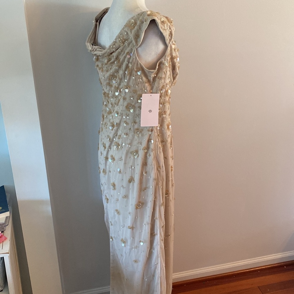 Adrianna Papell NWT off shoulder size 14 gown - Picture 9 of 16